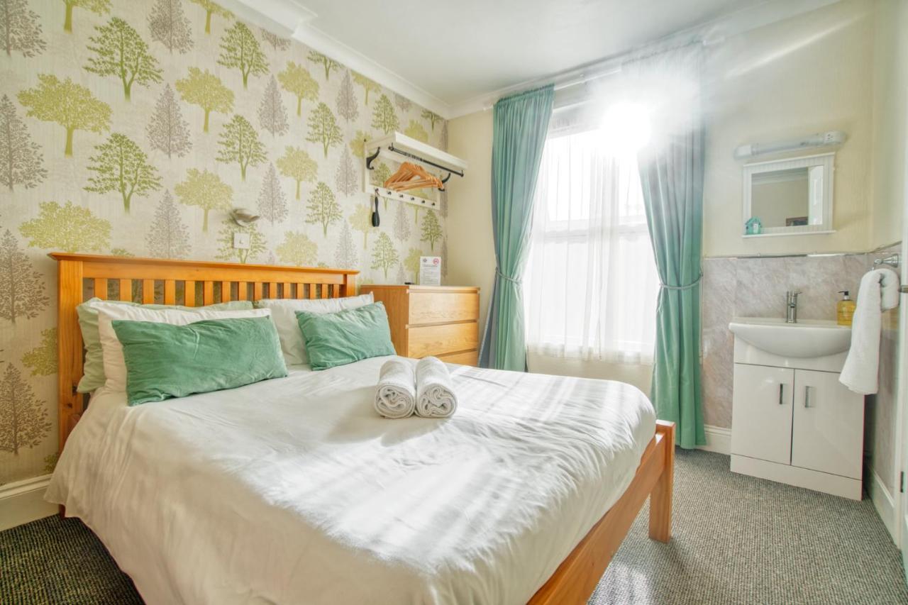 페인턴 St Weonards B&B 외부 사진