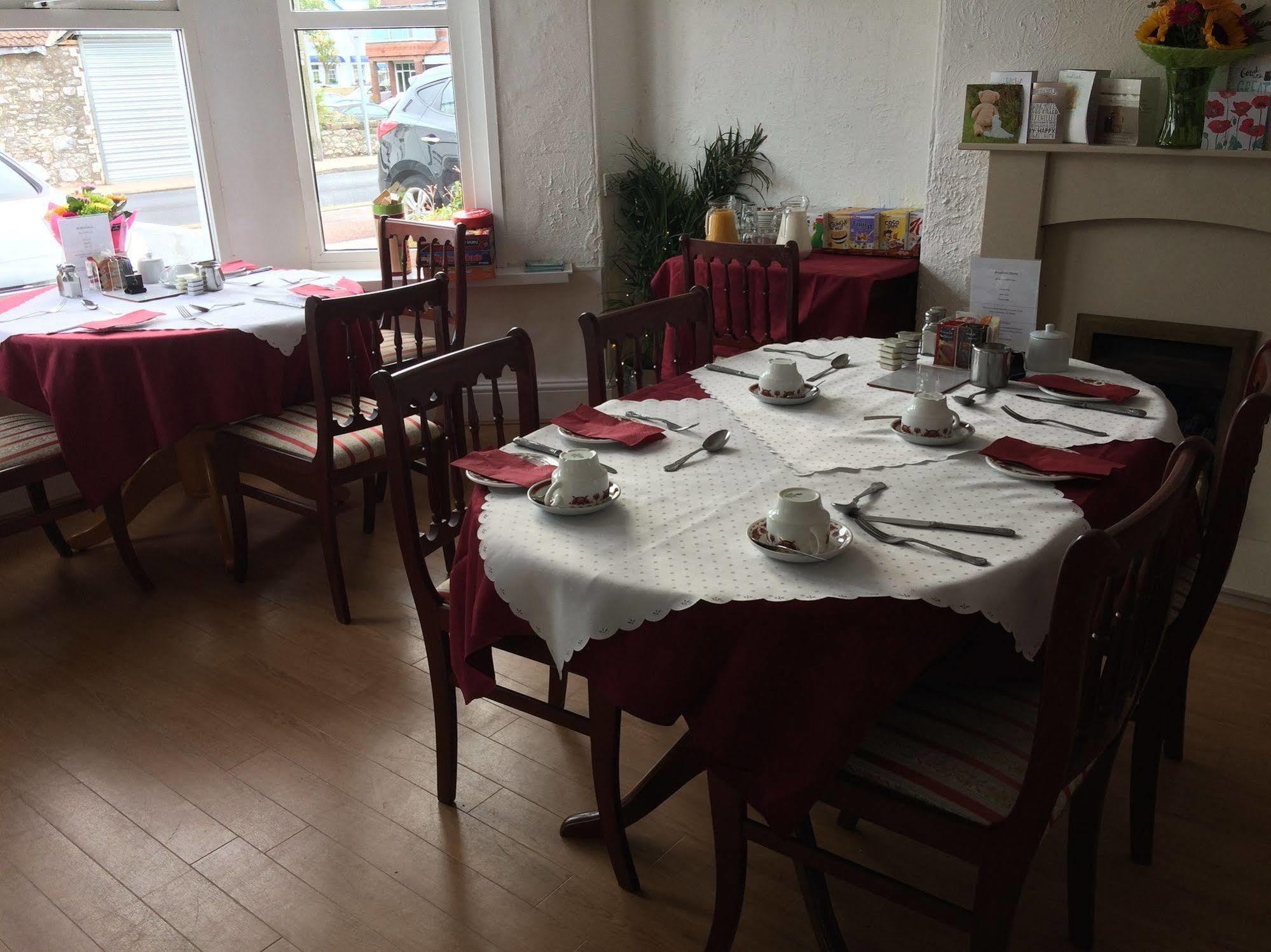 페인턴 St Weonards B&B 외부 사진